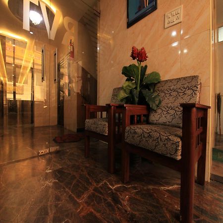 Hotel Rathnavel Towers Chennai Exterior photo